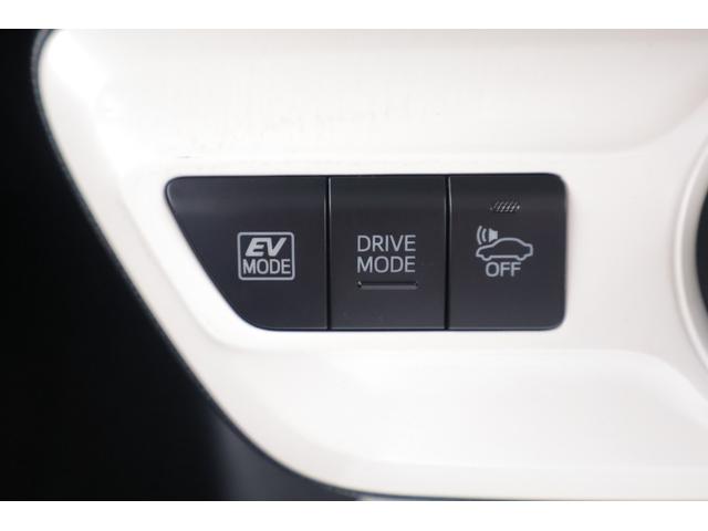 プリウス Ａツーリングセレクション　衝突被害軽減ブレーキ　純正９型ナビ　地デジＴＶ　バックカメラ　ＢＳＭ　レーダークルーズ　車線逸脱警報　スマートキー　ＥＴＣ　オートハイビーム　クリアランスソナー　シートヒーター　ＬＥＤヘッドライト　横滑り防止装置　ワンオーナー（27枚目）