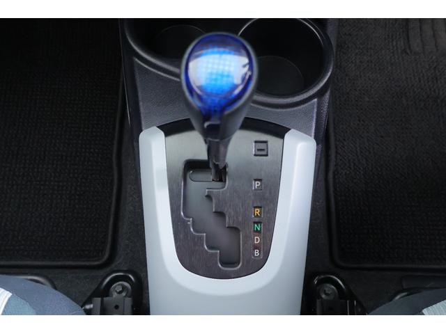 アクア S SDナビ 地デジTV バックカメラ スマートキー ETC シートヒーター 電動格納ミラー Bluetooth接続 横滑り防止装置 TOYOTA認定中古車(21枚目)