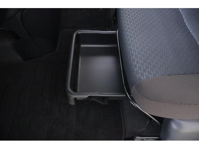 ルーミー Ｘ　衝突被害軽減ブレーキ　純正ＳＤナビＴＶ　バックカメラ　スマートキー　オートハイビーム　車線逸脱警報　コーナーセンサー　先行車発進告知機能　シートヒーター　Ｂｌｕｅｔｏｏｔｈ接続　アイドリングストップ　片側電動ドア　ドライブレコーダー　横滑り防止装置（33枚目）