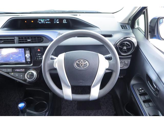 アクア Ｓ　社外ＳＤナビ地デジＴＶ　ドライブレコーダー　ＥＴＣ　キーレス　Ｂｌｕｅｔｏｏｔｈ接続　電動格納ミラー　横滑り防止装置　ワンオーナー　ＴＯＹＯＴＡ認定中古車（13枚目）