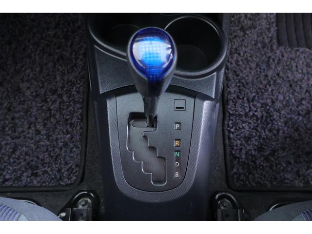 アクア Ｓ　社外ＳＤナビ地デジＴＶ　ドライブレコーダー　ＥＴＣ　キーレス　Ｂｌｕｅｔｏｏｔｈ接続　電動格納ミラー　横滑り防止装置　ワンオーナー　ＴＯＹＯＴＡ認定中古車（18枚目）