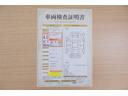 店頭にて、クルマの状態が一目で分かる検査証明書を公開中。トヨタ認定検査員が厳しく査定し、状態を点数と図解で表示しています。修復歴はもちろん、傷やヘコミの箇所や程度がご確認いただけます。