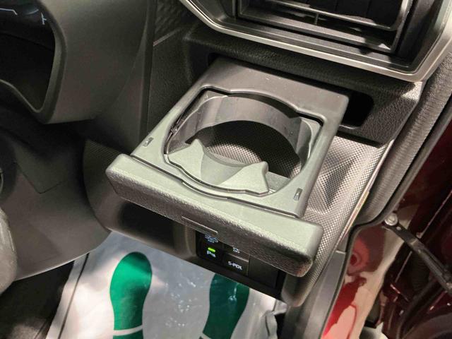 ロッキー プレミアムＧ　ＨＥＶ　バックカメラ付き　電動格納式ドアミラー　追従式クルーズコントロール　衝突被害軽減　盗難防止　衝突安全ボディ　Ｄレコ　アルミホイル　ＬＥＤライト　オートＬＥＤ　Ｓヒーター　記録簿　１オーナー　ナビＴＶ（18枚目）