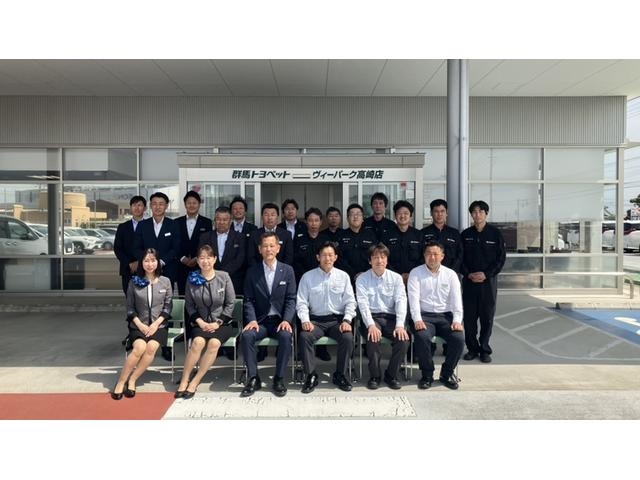 ハリアー Ｚ　衝突被害軽減ブレーキ　１２．３インチＪＢＬナビ地デジＴＶ　全周囲カメラ　ＢＳＭ　レーダークルーズ　車線逸脱警報　オートハイビーム　クリアランスソナー　スマートキー　ＥＴＣ２．０　　パワーバックドア　デジタルミラー　ドラレコ　ＬＥＤヘッドライト　ワンオーナー（4枚目）