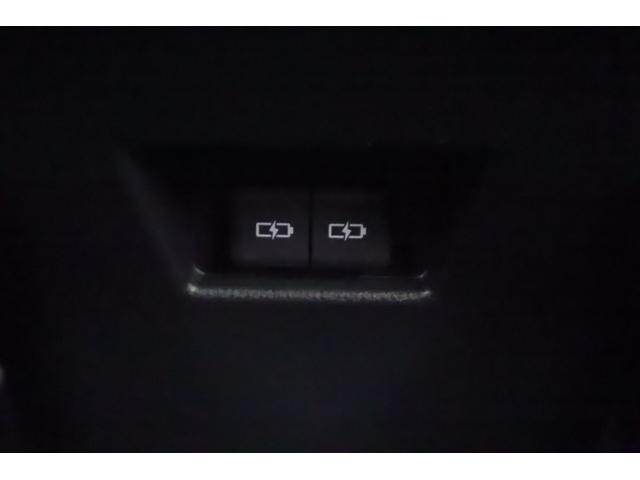 ハリアー Ｚ　衝突被害軽減ブレーキ　１２．３インチＪＢＬナビ地デジＴＶ　全周囲カメラ　ＢＳＭ　レーダークルーズ　車線逸脱警報　オートハイビーム　クリアランスソナー　スマートキー　ＥＴＣ２．０　　パワーバックドア　デジタルミラー　ドラレコ　ＬＥＤヘッドライト　ワンオーナー（42枚目）