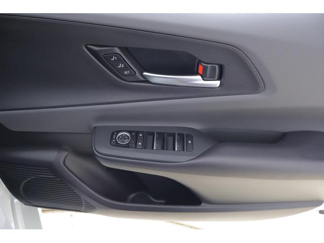 プリウス Z 衝突被害軽減ブレーキ BSM 12.3インチDA地デジ 全周囲カメラ レーダークルーズ 車線逸脱警報 シートヒーター&クール ステアリングヒーター AC100V-1500W クリアランスソナー デジタルミラー 前後ドラレコ パワーバックドア ワンオーナー(43枚目)