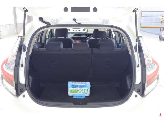 アクア S 衝突被害軽減ブレーキ 純正SDナビ 地デジTV バックカメラ ETC オートハイビーム 車線逸脱警報 クリアランスソナー 先行車発進告知機能 キーレス 電動格納ミラー Bluetooth接続 横滑り防止装置(36枚目)