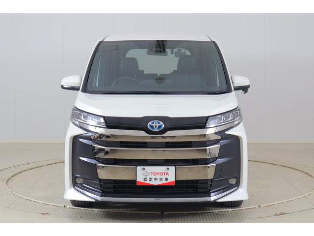 ノア ハイブリッドＳ－Ｚ　衝突被害軽減ブレーキ　１０．５型ＤＡナビ　地デジＴＶ　バックカメラ　スマートキー　ＥＴＣ２．０　オートハイビーム　レーダークルーズ　車線逸脱警報　クリアランスソナー　両側電動ドア　シートヒーター　ＡＣ１００Ｖ－１５００Ｗ　前後ドラレコ（49枚目）