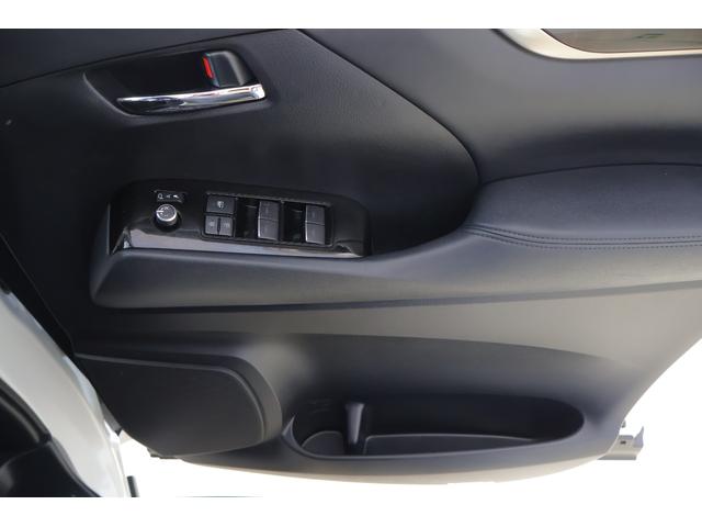 アルファード ２．５Ｓ　タイプゴールドＩＩ　衝突被害軽減ブレーキ　純正９インチＤＡナビ　バックカメラ　ＥＴＣ２．０　レーダークルーズ　オートハイビーム　車線逸脱警報　クリアランスソナー　両側電動ドア　ＡＣ１００Ｖ電源　パワーバックドア　３眼ＬＥＤライト　横滑防止装置（35枚目）