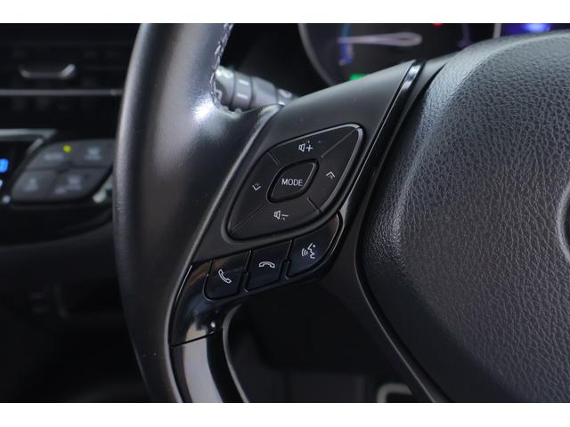 C-HR S LEDエディション 衝突被害軽減ブレーキ 純正SDナビ 地デジTV バックカメラ スマートキー ETC レーダークルーズ 車線逸脱警報 オートハイビーム Bluetooth接続 ドライブレコーダー 純正アルミ 横滑り防止装置(19枚目)
