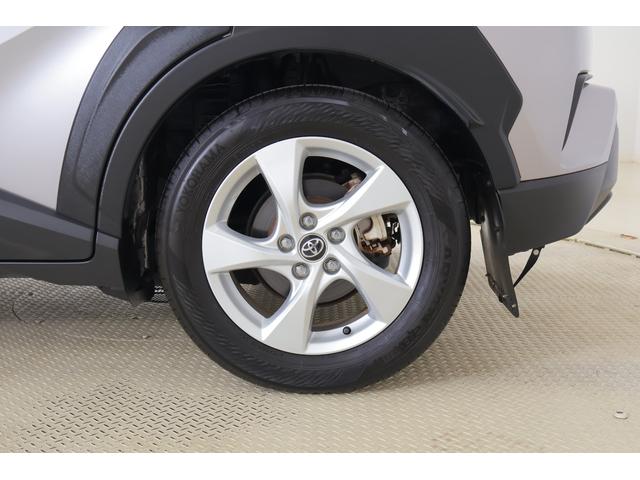 C-HR S LEDエディション 衝突被害軽減ブレーキ 純正SDナビ 地デジTV バックカメラ スマートキー ETC レーダークルーズ 車線逸脱警報 オートハイビーム Bluetooth接続 ドライブレコーダー 純正アルミ 横滑り防止装置(44枚目)