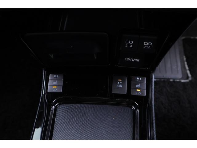 エスクァイア ハイブリッドGiプレミアムパッケジブラックテーラード 衝突被害軽減ブレーキ 純正9型ナビ 地デジTV バックカメラ 後席モニター ETC クルコン オートハイビーム 車線逸脱警報 クリアランスソナー シートヒーター ステアリングヒーター 前後ドラレコ(25枚目)