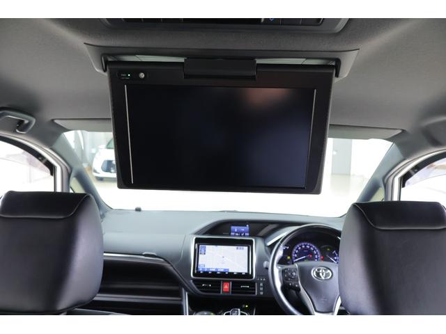 エスクァイア ハイブリッドGiプレミアムパッケジブラックテーラード 衝突被害軽減ブレーキ 純正9型ナビ 地デジTV バックカメラ 後席モニター ETC クルコン オートハイビーム 車線逸脱警報 クリアランスソナー シートヒーター ステアリングヒーター 前後ドラレコ(32枚目)