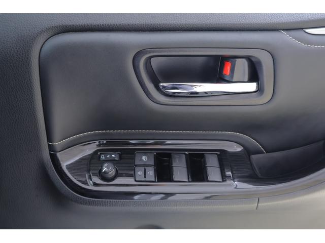 エスクァイア ハイブリッドGiプレミアムパッケジブラックテーラード 衝突被害軽減ブレーキ 純正9型ナビ 地デジTV バックカメラ 後席モニター ETC クルコン オートハイビーム 車線逸脱警報 クリアランスソナー シートヒーター ステアリングヒーター 前後ドラレコ(38枚目)