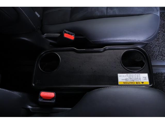 エスクァイア ハイブリッドGiプレミアムパッケジブラックテーラード 衝突被害軽減ブレーキ 純正9型ナビ 地デジTV バックカメラ 後席モニター ETC クルコン オートハイビーム 車線逸脱警報 クリアランスソナー シートヒーター ステアリングヒーター 前後ドラレコ(43枚目)