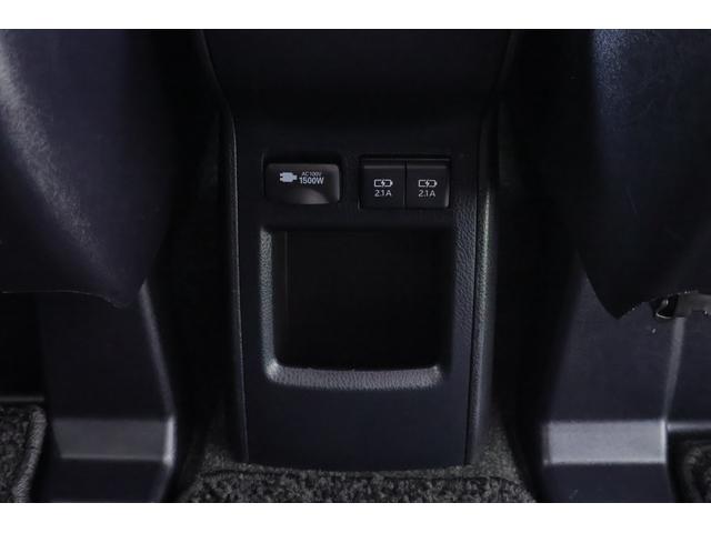 エスクァイア ハイブリッドGiプレミアムパッケジブラックテーラード 衝突被害軽減ブレーキ 純正9型ナビ 地デジTV バックカメラ 後席モニター ETC クルコン オートハイビーム 車線逸脱警報 クリアランスソナー シートヒーター ステアリングヒーター 前後ドラレコ(44枚目)