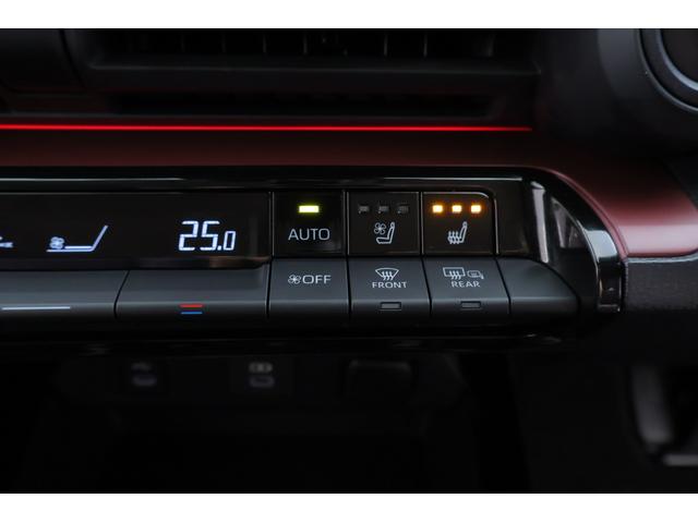 プリウス PHEV Z 衝突被害軽減ブレーキ 12.3型DAナビ地デジ 全周囲カメラ ETC2.0 レーダークルーズ BSM クリアランスソナー 前後ドラレコ 車線逸脱警報 シートヒーター&クール ステアリングヒーター AC100V-1500W パワーバックドア(27枚目)