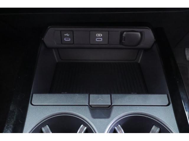 プリウス PHEV Z 衝突被害軽減ブレーキ 12.3型DAナビ地デジ 全周囲カメラ ETC2.0 レーダークルーズ BSM クリアランスソナー 前後ドラレコ 車線逸脱警報 シートヒーター&クール ステアリングヒーター AC100V-1500W パワーバックドア(29枚目)