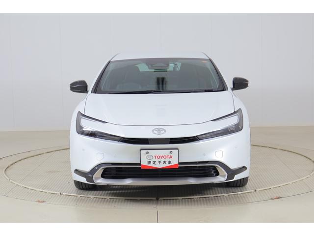 プリウス PHEV Z 衝突被害軽減ブレーキ 12.3型DAナビ地デジ 全周囲カメラ ETC2.0 レーダークルーズ BSM クリアランスソナー 前後ドラレコ 車線逸脱警報 シートヒーター&クール ステアリングヒーター AC100V-1500W パワーバックドア(53枚目)