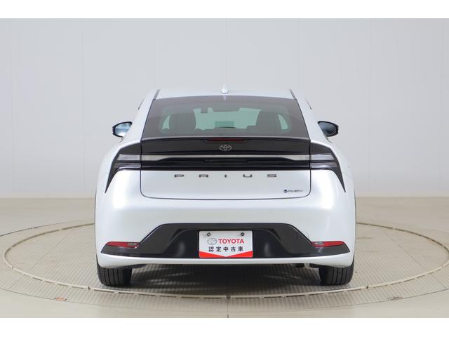 プリウス PHEV Z 衝突被害軽減ブレーキ 12.3型DAナビ地デジ 全周囲カメラ ETC2.0 レーダークルーズ BSM クリアランスソナー 前後ドラレコ 車線逸脱警報 シートヒーター&クール ステアリングヒーター AC100V-1500W パワーバックドア(55枚目)