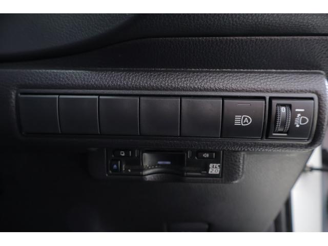 カローラ Ｇ　衝突被害軽減ブレーキ　レーダークルーズ　純正８インチＤＡ　地デジＴＶ　バックカメラ　ＢＳＭ　スマートキー　ＥＴＣ２．０　車線逸脱警報　オートハイビーム　クリアランスソナー　Ｂｌｕｅｔｏｏｔｈ接続　ＬＥＤヘッドライト　横滑り防止装置　ワンオーナー（29枚目）