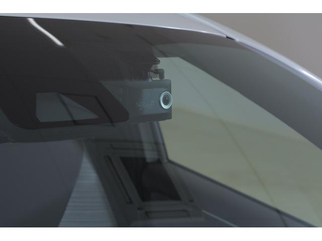 ヤリス ハイブリッドZ 衝突被害軽減ブレーキ 純正8インチDAナビ 全周囲カメラ スマートキー ETC2.0 レーダークルーズ オートハイビーム 車線逸脱警報 クリアランスソナー シートヒーター 前後ドラレコ LEDヘッドライト Bluetooth接続 ワンオーナー(31枚目)