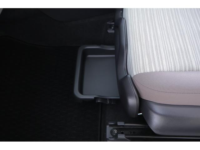 ヤリス ハイブリッドZ 衝突被害軽減ブレーキ 純正8インチDAナビ 全周囲カメラ スマートキー ETC2.0 レーダークルーズ オートハイビーム 車線逸脱警報 クリアランスソナー シートヒーター 前後ドラレコ LEDヘッドライト Bluetooth接続 ワンオーナー(38枚目)