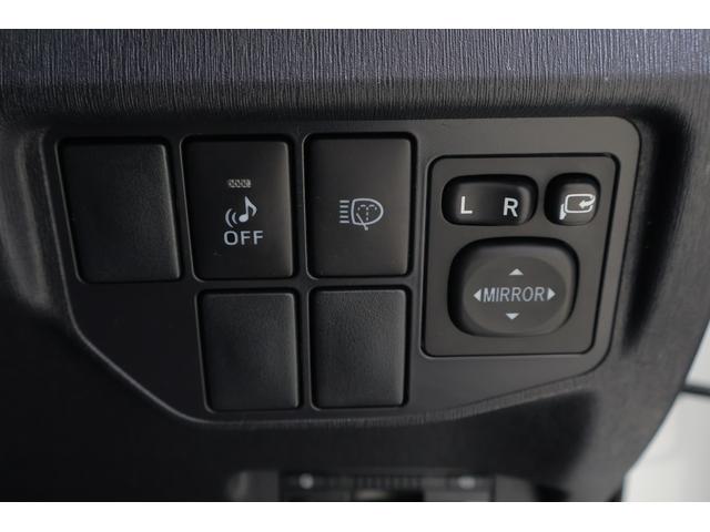 プリウス Sツーリングセレクション・マイコーデ 純正8インチナビ 地デジTV バックカメラ スマートキー ETC 前後ドラレコ Bluetooth接続 LEDヘッドライト 横滑り防止装置(23枚目)