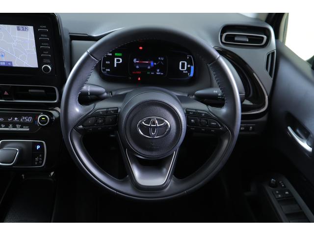 アクア G 衝突被害軽減ブレーキ レーダークルーズ 純正7型DAナビ 地デジTV バックカメラ BSM スマートキー オートハイビーム 車線逸脱警報 AC100V-1500W 先行車発進告知機能 Bluetooth接続 LEDヘッドライト 横滑り防止装置 ワンオーナー(13枚目)