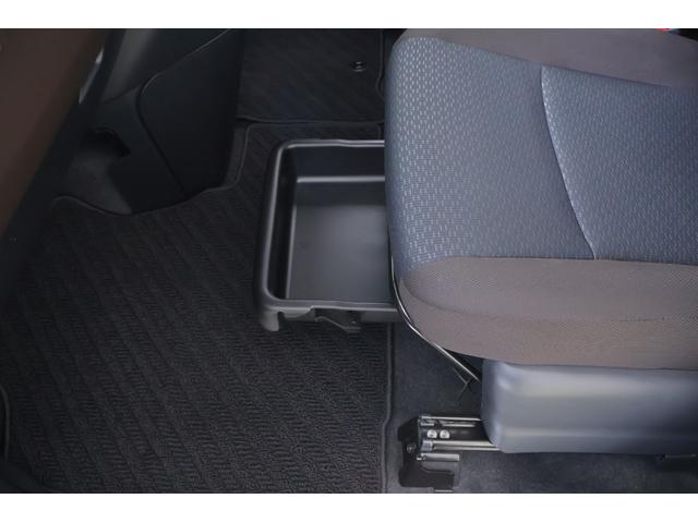 ルーミー G 衝突被害軽減ブレーキ 純正SDナビ 地デジTV 全周囲カメラ スマートキー ETC 車線逸脱警報 オートハイビーム 両側電動ドア コーナーセンサー 先行車発進告知機能 Bluetooth接続 アイドリングストップ LEDヘッドライト 横滑り防止装置(35枚目)