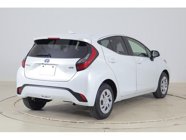 アクア G 衝突被害軽減ブレーキ レーダークルーズ 7インチDAナビ バックカメラ スマートキー ETC オートハイビーム 車線逸脱警報 クリアランスソナー AC100V-1500W 先行車発進告知機能 Bluetooth接続 LEDヘッドライト 横滑防止装置(44枚目)