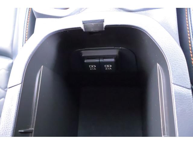 RAV4 アドベンチャー 4WD 衝突被害軽減ブレーキ 純正9型ナビ 地デジTV バックカメラ BSM スマートキー レーダークルーズ 車線逸脱警報 クリアランスソナー オートハイビーム ETC パワーシート パワーバックドア LEDヘッドライト 横滑り防止装置(30枚目)