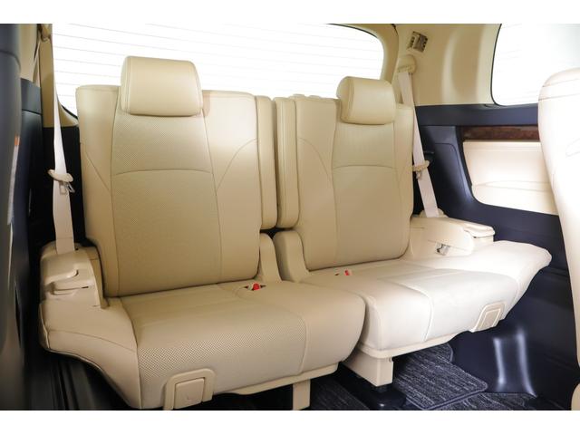 アルファードハイブリッド G 4WD 衝突被害軽減ブレーキ JBLプレミアムナビ地デジ 全周囲カメラ 17スピーカー レーダークルーズ 車線逸脱警報 クリアランスソナー BSM ドラレコ ETC2.0 シートヒーター&クール AC100V-1500W オートハイビーム 3眼LEDライト(49枚目)