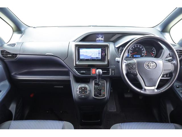 ヴォクシー ＺＳ　煌　ＳＤナビ地デジＴＶ　バックカメラ　後席フリップダウンモニター　スマートキー　ＥＴＣ　両側電動スライドドア　ＬＥＤヘッドライト　Ｂｌｕｅｔｏｏｔｈ接続　アイドリングストップ　純正アルミ　横滑り防止装置（12枚目）