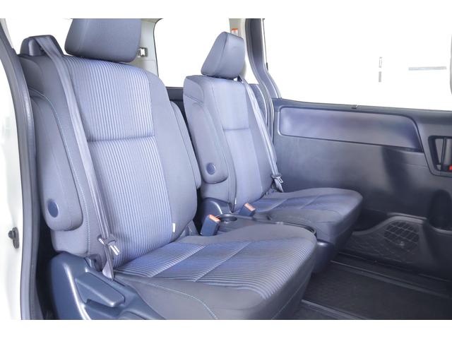 ヴォクシー ＺＳ　煌　ＳＤナビ地デジＴＶ　バックカメラ　後席フリップダウンモニター　スマートキー　ＥＴＣ　両側電動スライドドア　ＬＥＤヘッドライト　Ｂｌｕｅｔｏｏｔｈ接続　アイドリングストップ　純正アルミ　横滑り防止装置（33枚目）