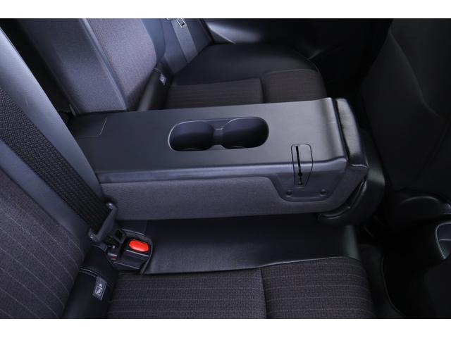 ヤリスクロス ハイブリッドＺ　衝突被害軽減ブレーキ　レーダークルーズ　８インチＤＡナビ　地デジＴＶ　バックカメラ　ＥＴＣ２．０　車線逸脱警報　オートハイビーム　クリアランスソナー　パワーシート　シートヒーター　ステアリングヒーター　ＡＣ１００Ｖ－１５００Ｗ　ワンオーナー（38枚目）