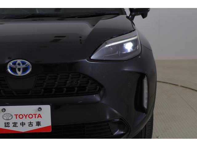 ヤリスクロス ハイブリッドＺ　衝突被害軽減ブレーキ　レーダークルーズ　８インチＤＡナビ　地デジＴＶ　バックカメラ　ＥＴＣ２．０　車線逸脱警報　オートハイビーム　クリアランスソナー　パワーシート　シートヒーター　ステアリングヒーター　ＡＣ１００Ｖ－１５００Ｗ　ワンオーナー（46枚目）