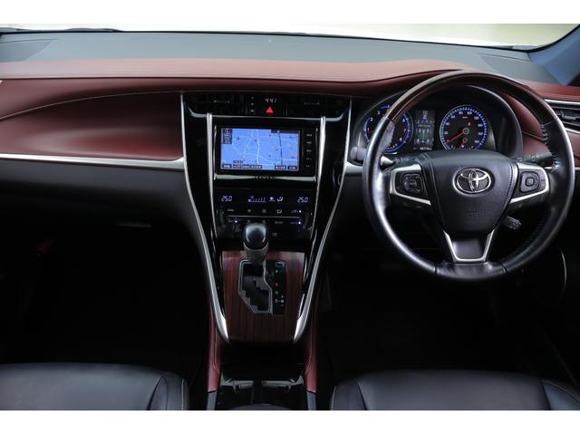 ハリアー プレミアム　４ＷＤ　純正ＳＤナビ　地デジＴＶ　バックカメラ　スマートキー　ＥＴＣ　オートハイビーム　車線逸脱警報　クルーズコントロール　パワーシート　パワーバックドア　Ｂｌｕｅｔｏｏｔｈ接続　ＬＥＤライト　前後ドラレコ　純正アルミ　横滑り防止装置　ワンオーナー（12枚目）