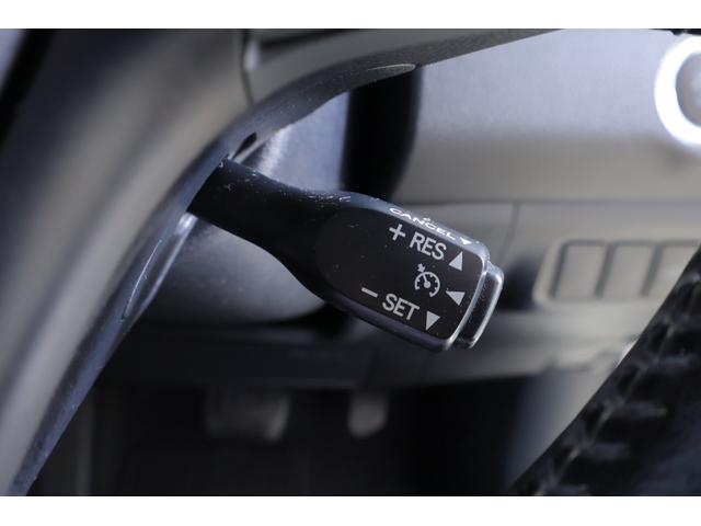 ハリアー プレミアム　４ＷＤ　純正ＳＤナビ　地デジＴＶ　バックカメラ　スマートキー　ＥＴＣ　オートハイビーム　車線逸脱警報　クルーズコントロール　パワーシート　パワーバックドア　Ｂｌｕｅｔｏｏｔｈ接続　ＬＥＤライト　前後ドラレコ　純正アルミ　横滑り防止装置　ワンオーナー（19枚目）