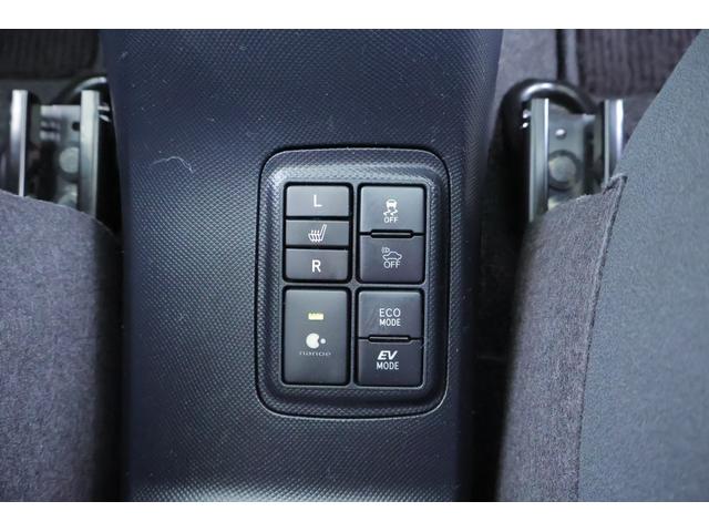 アクア Ｓスタイルブラック　衝突被害軽減ブレーキ　純正９インチナビ　地デジＴＶ　バックカメラ　スマートキー　ＥＴＣ　オートハイビーム　車線逸脱警報　クリアランスソナー　先行車発進告知機能　シートヒーター　ドラレコ　Ｂｌｕｅｔｏｏｔｈ接続　ＬＥＤライト　横滑り防止装置（24枚目）