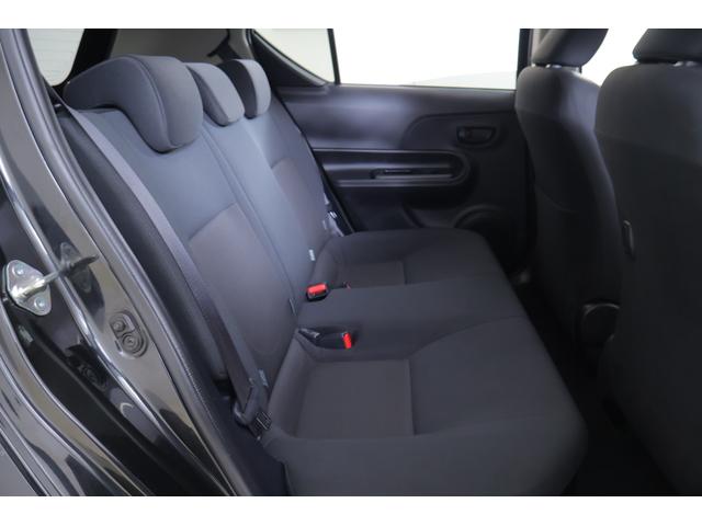 アクア Ｓスタイルブラック　衝突被害軽減ブレーキ　純正９インチナビ　地デジＴＶ　バックカメラ　スマートキー　ＥＴＣ　オートハイビーム　車線逸脱警報　クリアランスソナー　先行車発進告知機能　シートヒーター　ドラレコ　Ｂｌｕｅｔｏｏｔｈ接続　ＬＥＤライト　横滑り防止装置（33枚目）