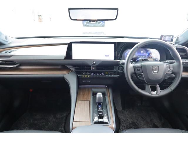 クラウン Ｚ　衝突被害軽減ブレーキ　１２．３インチＤＡナビ　地デジＴＶ　全周囲カメラ　ＢＳＭ　レーダークルーズ　車線逸脱警報　クリアランスソナー　ＥＴＣ２．０　本革　シートヒーター＆クール　ＡＣ１００Ｖ－１５００Ｗ　デジタルミラー　前後ドラレコ　４眼ＬＥＤライト（12枚目）