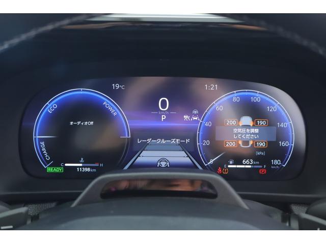 クラウン Ｚ　衝突被害軽減ブレーキ　１２．３インチＤＡナビ　地デジＴＶ　全周囲カメラ　ＢＳＭ　レーダークルーズ　車線逸脱警報　クリアランスソナー　ＥＴＣ２．０　本革　シートヒーター＆クール　ＡＣ１００Ｖ－１５００Ｗ　デジタルミラー　前後ドラレコ　４眼ＬＥＤライト（20枚目）