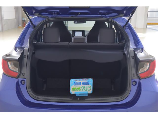 ヤリス Ｘ　衝突被害軽減ブレーキ　車線逸脱警報　クリアランスソナー　純正ディスプレイオーディオナビ　オートハイビーム　先行車発進告知機能　キーレス　Ｂｌｕｅｔｏｏｔｈ接続　純正ＤＶＤプレイヤー　電動格納ミラー　横滑り防止装置（34枚目）