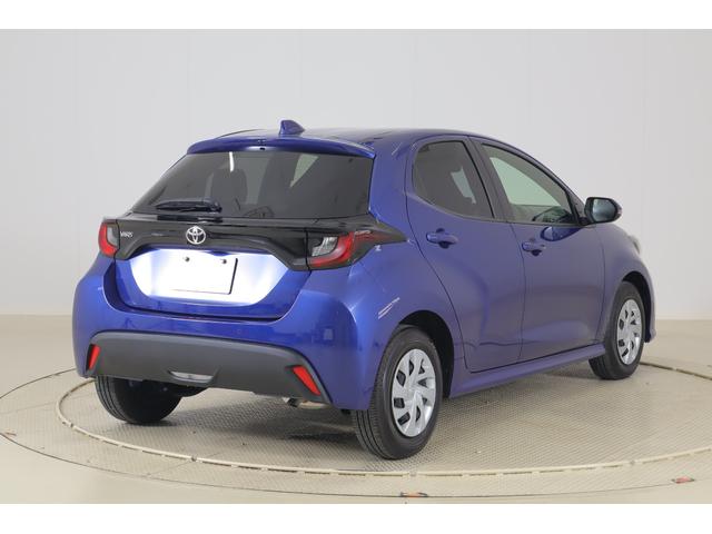 ヤリス Ｘ　衝突被害軽減ブレーキ　車線逸脱警報　クリアランスソナー　純正ディスプレイオーディオナビ　オートハイビーム　先行車発進告知機能　キーレス　Ｂｌｕｅｔｏｏｔｈ接続　純正ＤＶＤプレイヤー　電動格納ミラー　横滑り防止装置（38枚目）