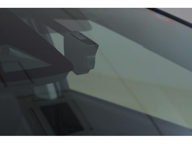 プリウスアルファ Ｇ　衝突被害軽減ブレーキ　レーダークルーズ　純正９インチナビ　地デジＴＶ　バックカメラ　スマートキー　ＥＴＣ　オートハイビーム　車線逸脱警報　パワーシート　ＬＥＤヘッドライト　Ｂｌｕｅｔｏｏｔｈ接続　ドライブレコーダー　横滑り防止装置（28枚目）