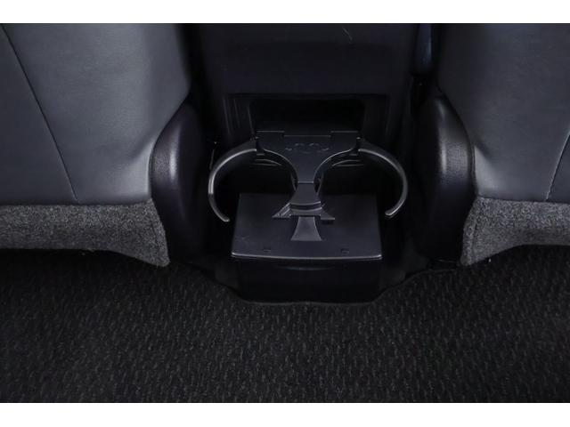 プリウスアルファ Ｇ　衝突被害軽減ブレーキ　レーダークルーズ　純正９インチナビ　地デジＴＶ　バックカメラ　スマートキー　ＥＴＣ　オートハイビーム　車線逸脱警報　パワーシート　ＬＥＤヘッドライト　Ｂｌｕｅｔｏｏｔｈ接続　ドライブレコーダー　横滑り防止装置（38枚目）