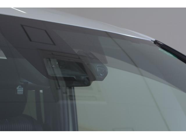 ヴォクシー ＺＳ　煌ＩＩ　衝突被害軽減ブレーキ　純正９型ナビ　地デジＴＶ　バックカメラ　スマートキー　ＥＴＣ２．０　クルーズコントロール　車線逸脱警報　オートハイビーム　両側電動ドア　クリアランスソナー　先行車発進告知機能　ドラレコ　Ｂｌｕｅｔｏｏｔｈ接続　ＬＥＤライト（32枚目）