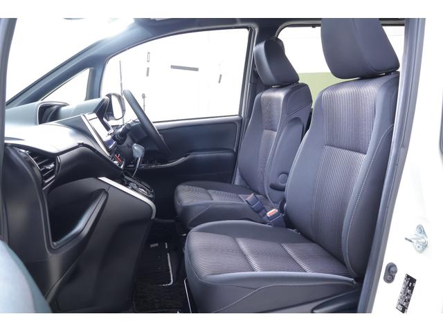 ヴォクシー ＺＳ　煌ＩＩ　衝突被害軽減ブレーキ　純正９型ナビ　地デジＴＶ　バックカメラ　スマートキー　ＥＴＣ２．０　クルーズコントロール　車線逸脱警報　オートハイビーム　両側電動ドア　クリアランスソナー　先行車発進告知機能　ドラレコ　Ｂｌｕｅｔｏｏｔｈ接続　ＬＥＤライト（38枚目）