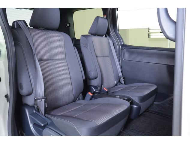 ヴォクシー ＺＳ　煌ＩＩ　衝突被害軽減ブレーキ　純正９型ナビ　地デジＴＶ　バックカメラ　スマートキー　ＥＴＣ２．０　クルーズコントロール　車線逸脱警報　オートハイビーム　両側電動ドア　クリアランスソナー　先行車発進告知機能　ドラレコ　Ｂｌｕｅｔｏｏｔｈ接続　ＬＥＤライト（39枚目）